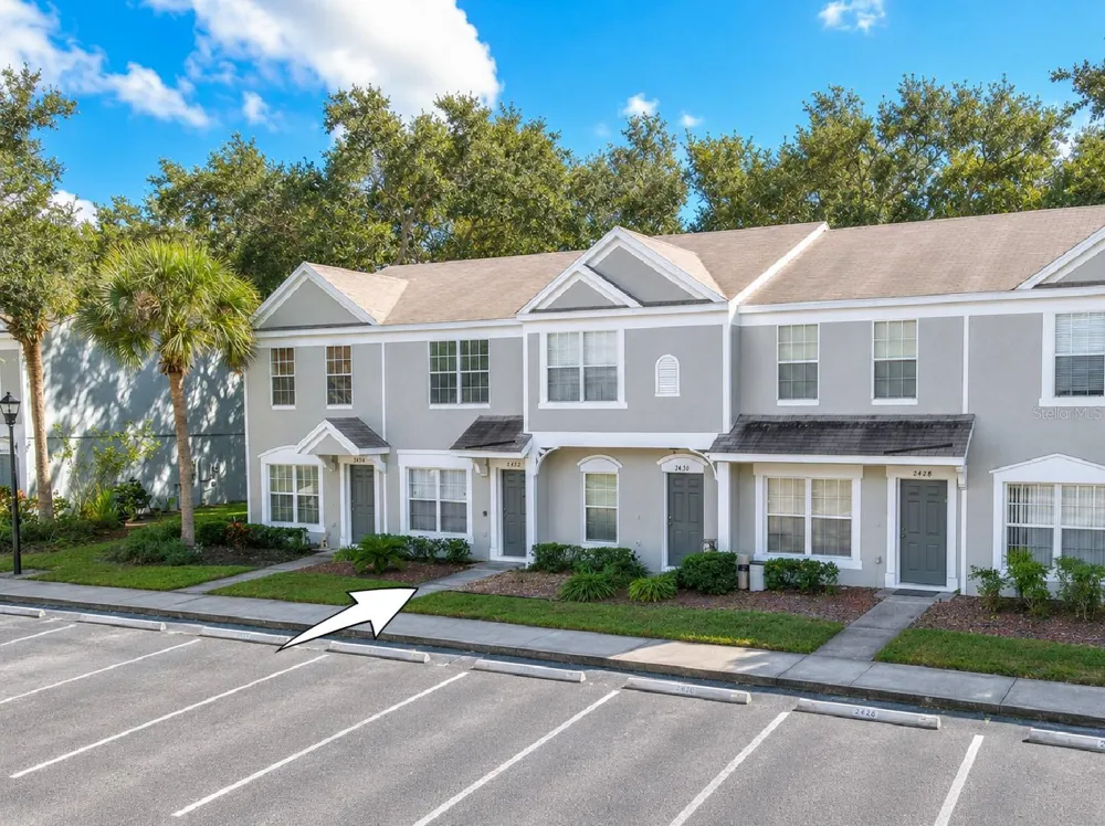 2432 LAKE WOODBERRY CIRCLE Brandon, FL 33510