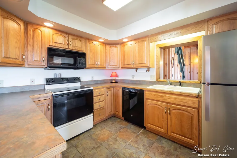 8591 Hidden Trail Orleans Township, MI 48865