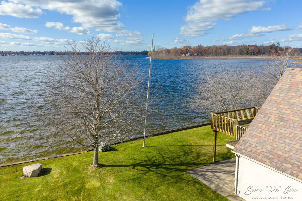 8591 Hidden Trail Orleans Township, MI 48865