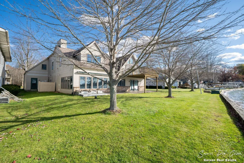 8591 Hidden Trail Orleans Township, MI 48865