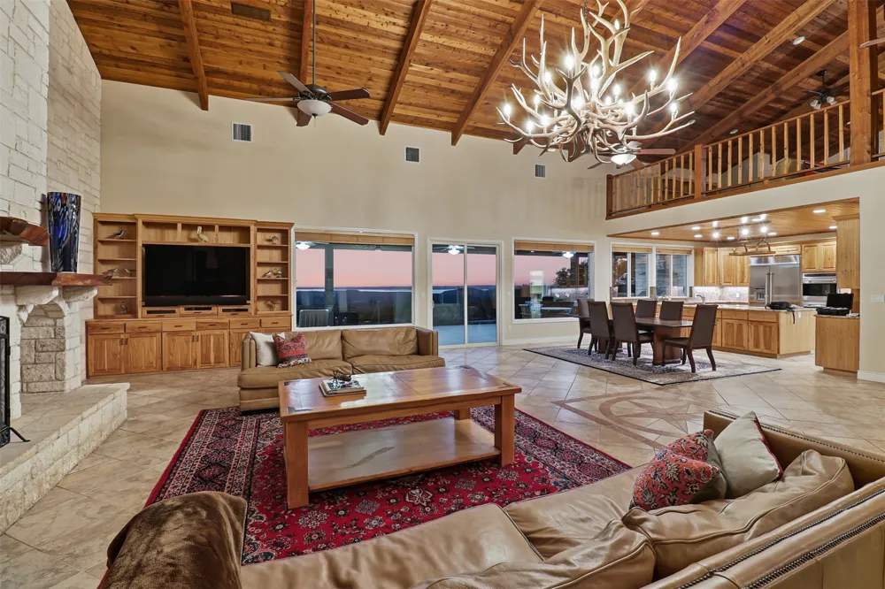 450 Threadgill Ranch Road Burnet, TX 78611