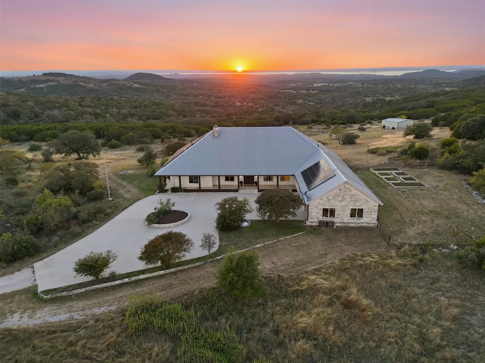 450 Threadgill Ranch Road Burnet, TX 78611