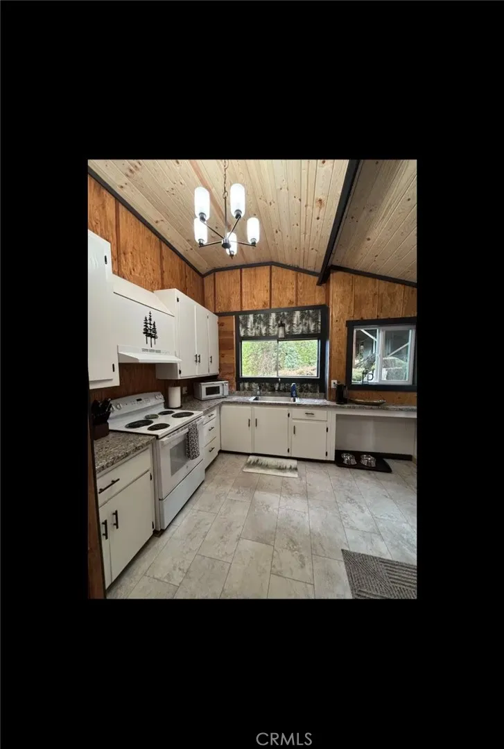 16135 Bottle Rock rd. Cobb, CA 95426