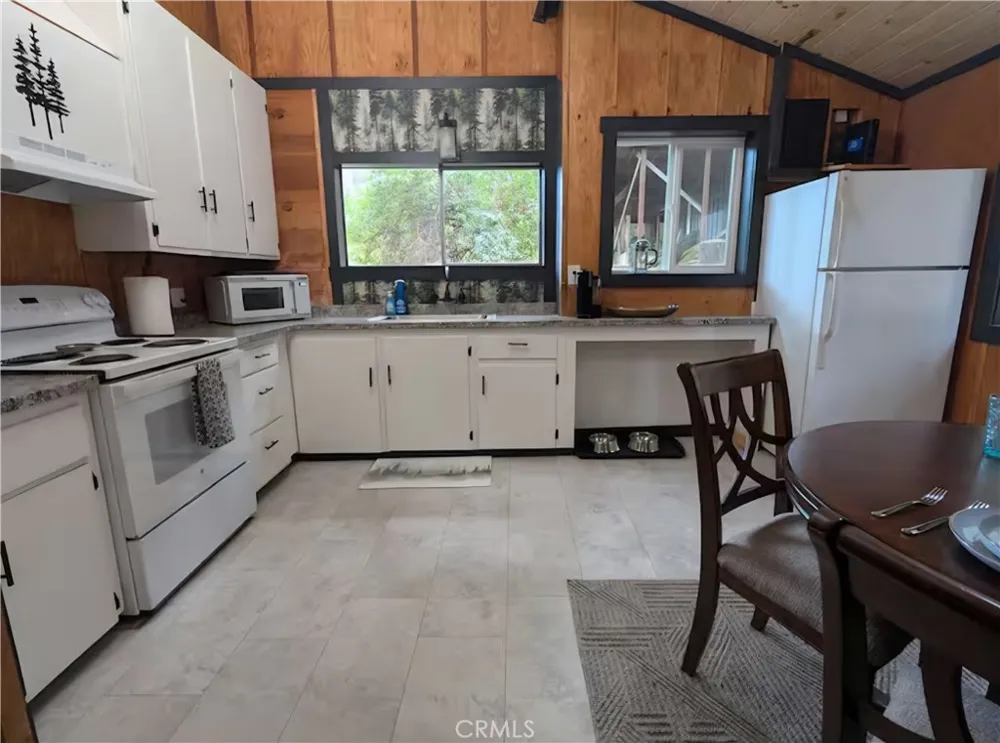 16135 Bottle Rock rd. Cobb, CA 95426