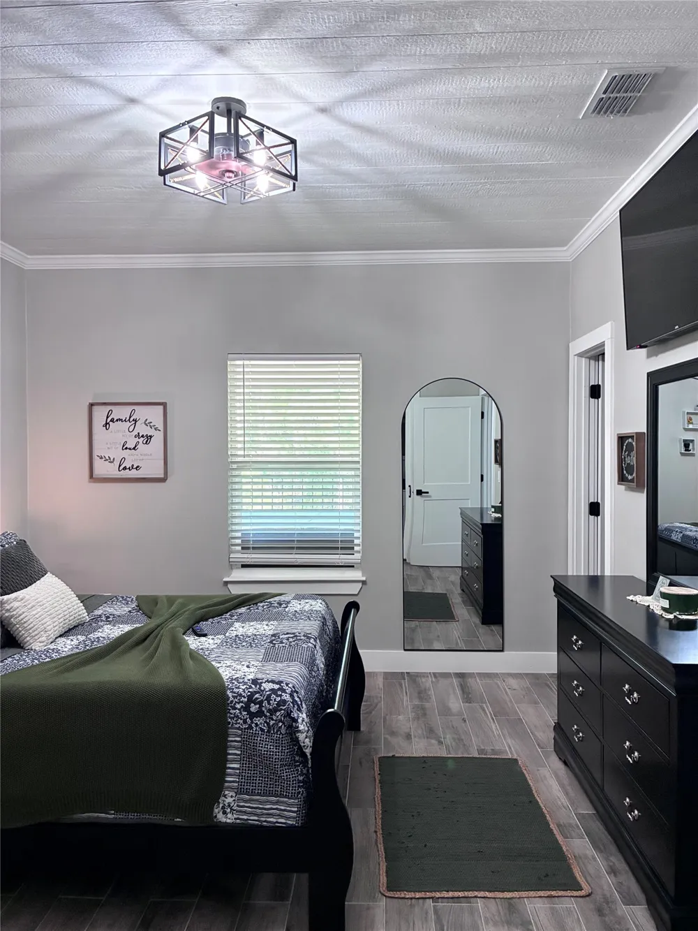 1135 Red Fox Road La Grange, TX 78945