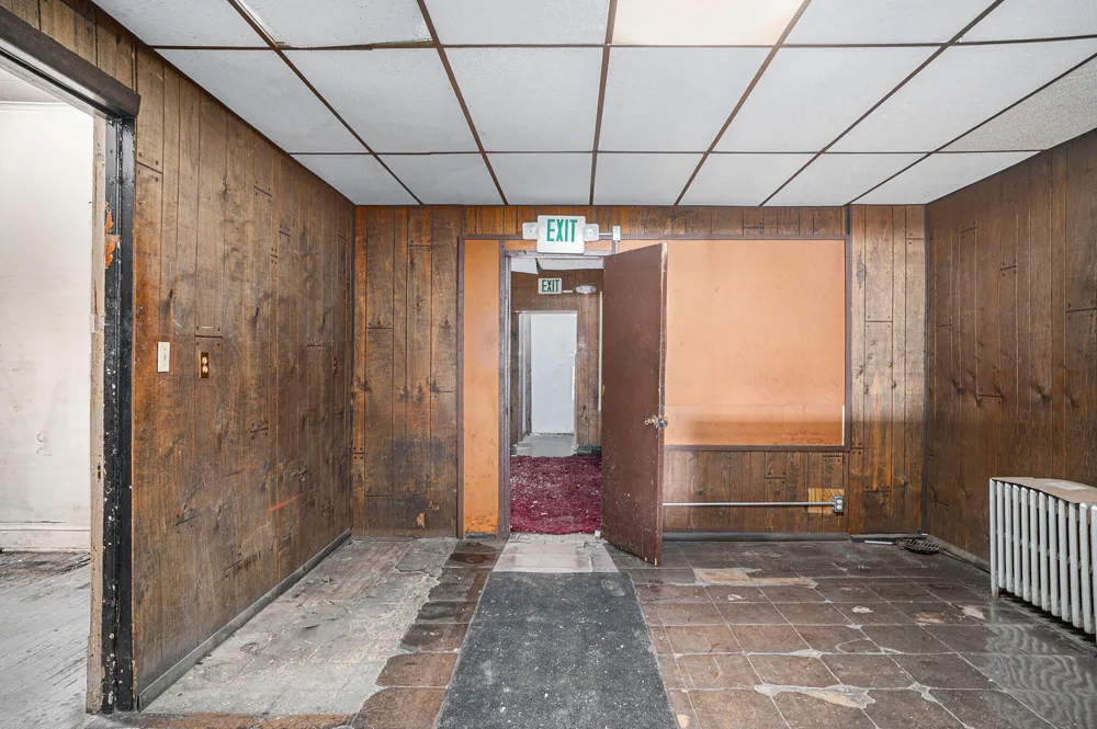 604 W 151st Street East Chicago, IN 46312