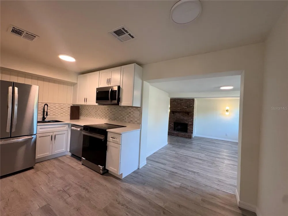 7224 VALIANT COURT Orlando, FL 32818