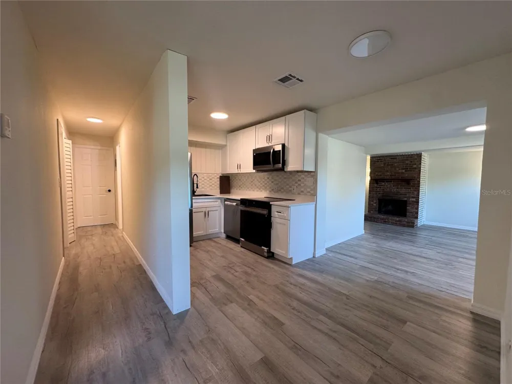 7224 VALIANT COURT Orlando, FL 32818