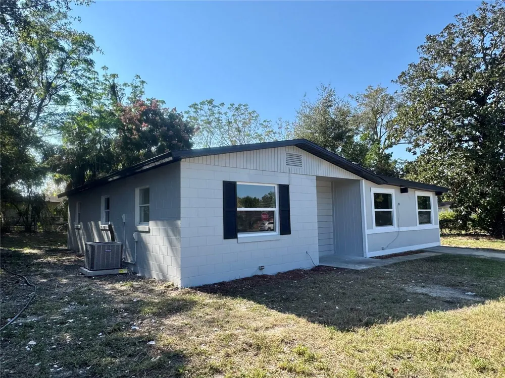 7224 VALIANT COURT Orlando, FL 32818