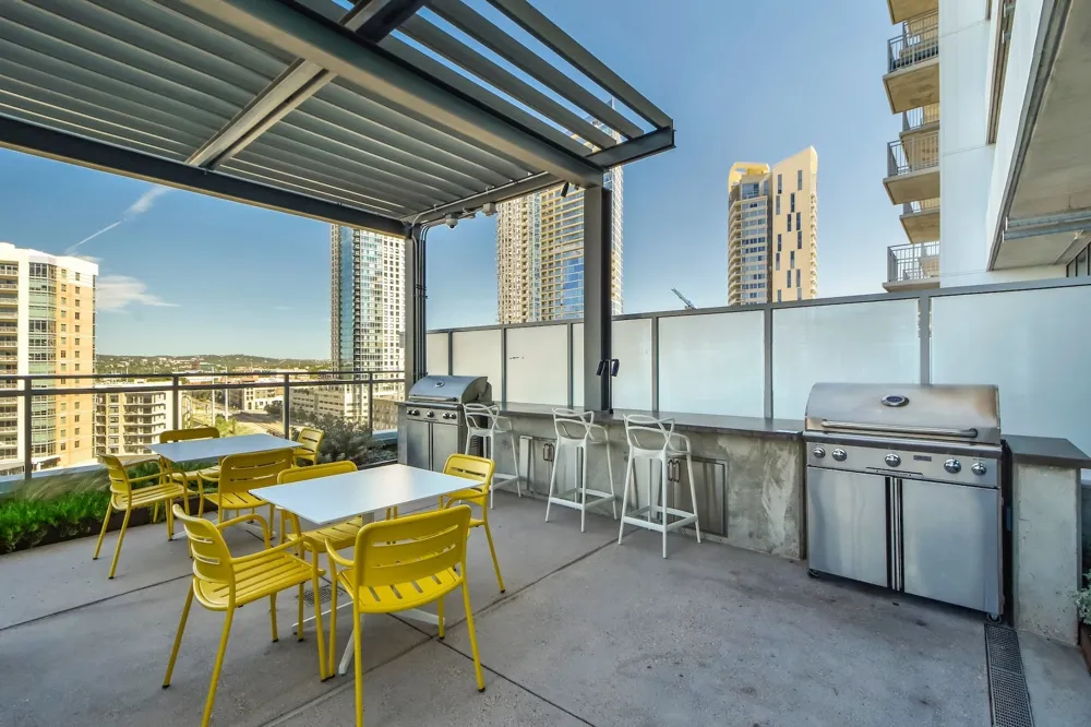 222 West Avenue #2201 Austin, TX 78701