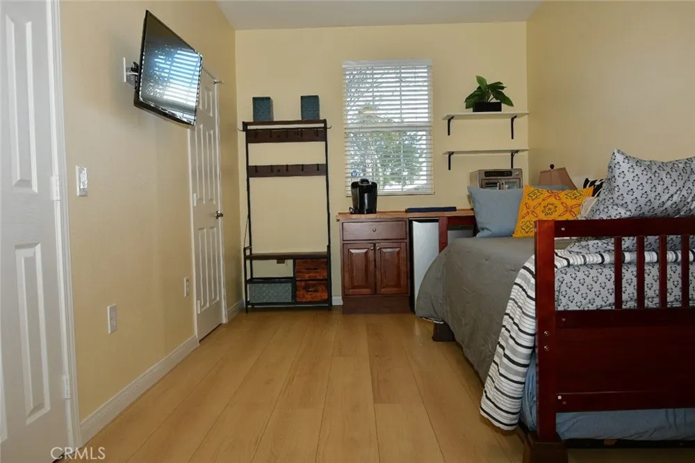 483 Lyle #B Hemet, CA 92545