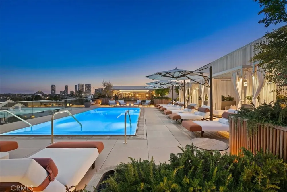 9200 Wilshire #304W Beverly Hills, CA 90212