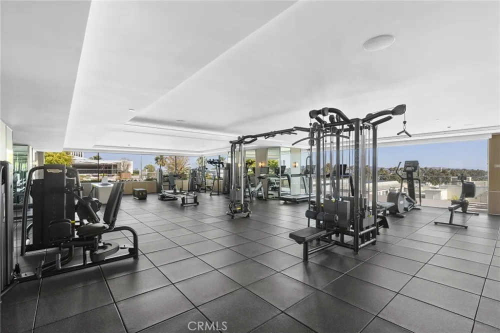 9200 Wilshire #304W Beverly Hills, CA 90212