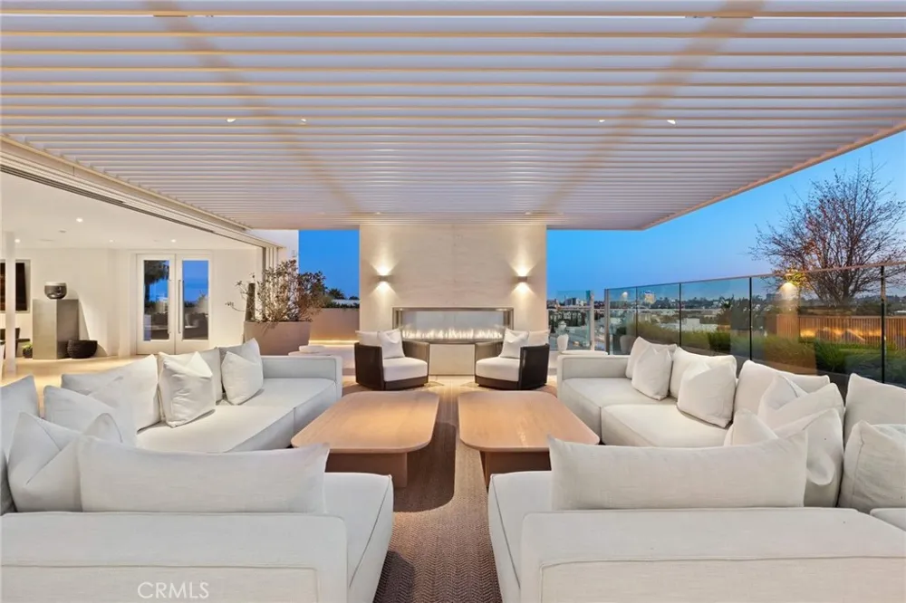 9200 Wilshire #304W Beverly Hills, CA 90212