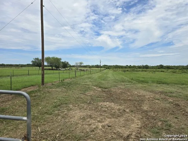 TBD TRACT 1 ST HWY 119 Stockdale, TX 78160