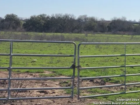TBD TRACT 1 ST HWY 119 Stockdale, TX 78160