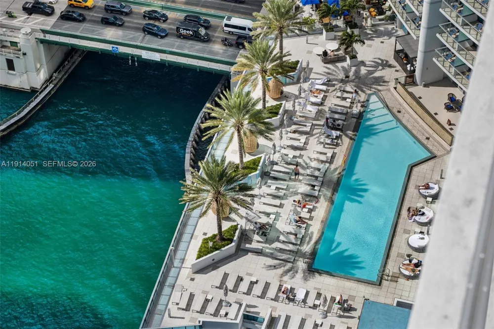 300 Biscayne Boulevard Way #3506W Miami, FL 33131
