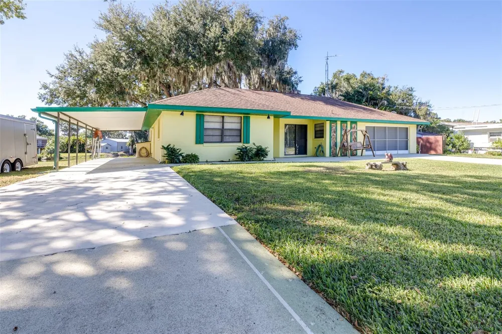 623 RACOON LANE Lorida, FL 33857