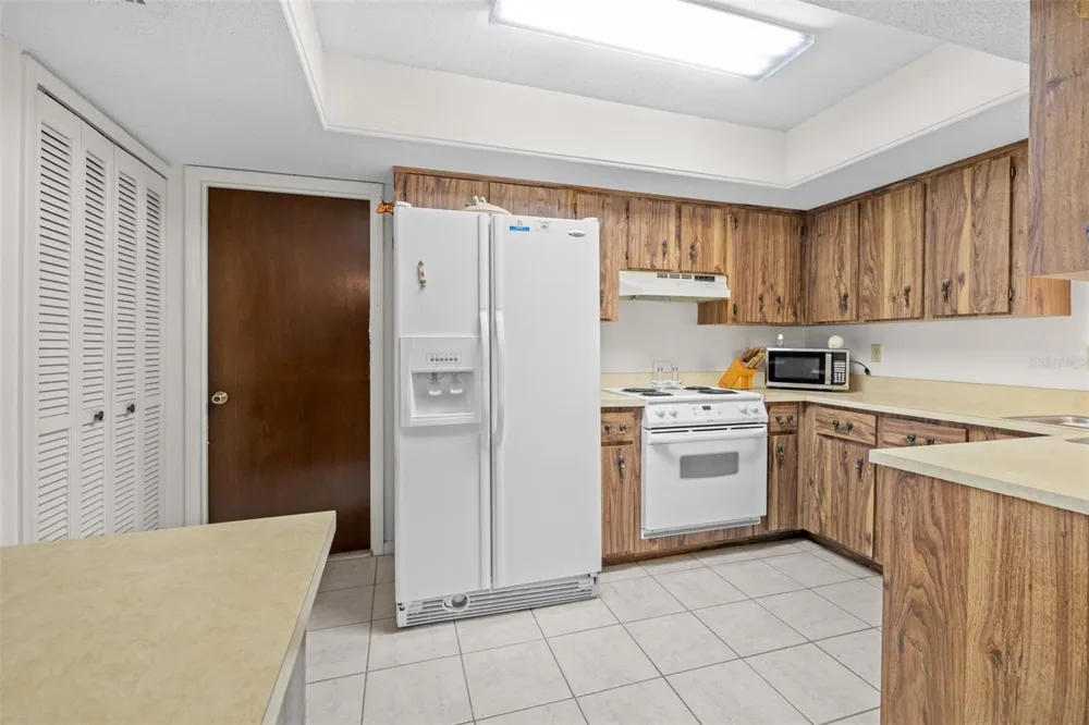 623 RACOON LANE Lorida, FL 33857