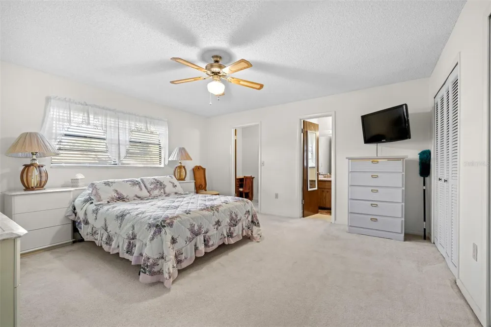 623 RACOON LANE Lorida, FL 33857