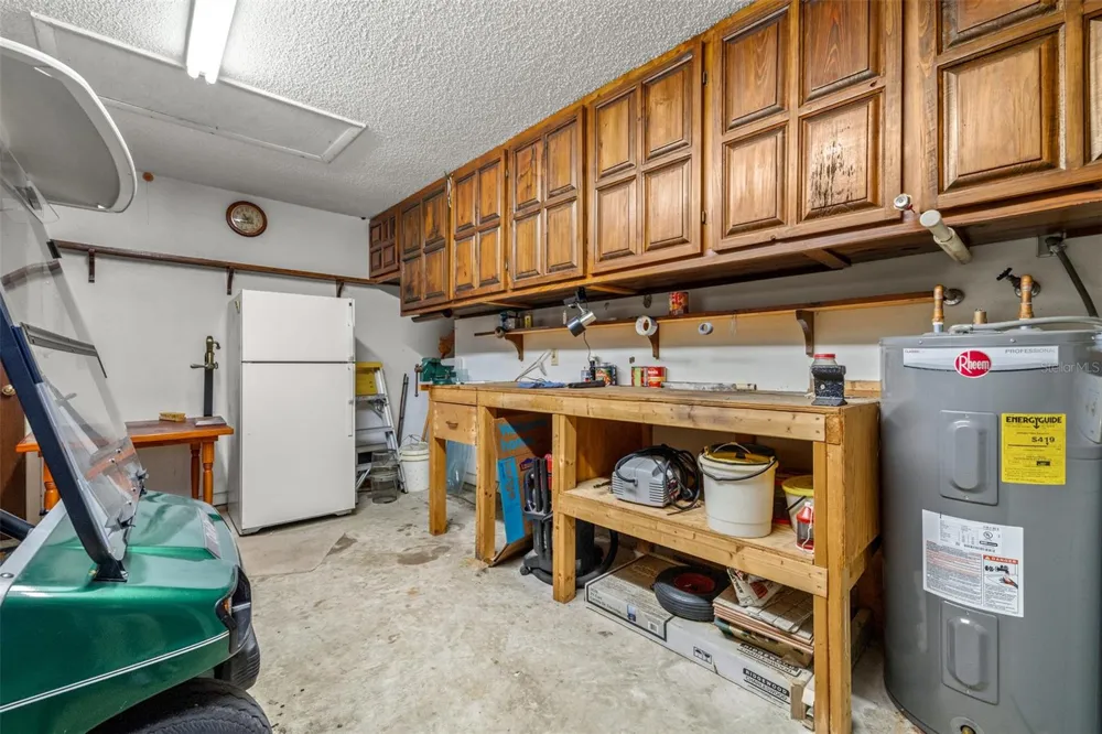 623 RACOON LANE Lorida, FL 33857