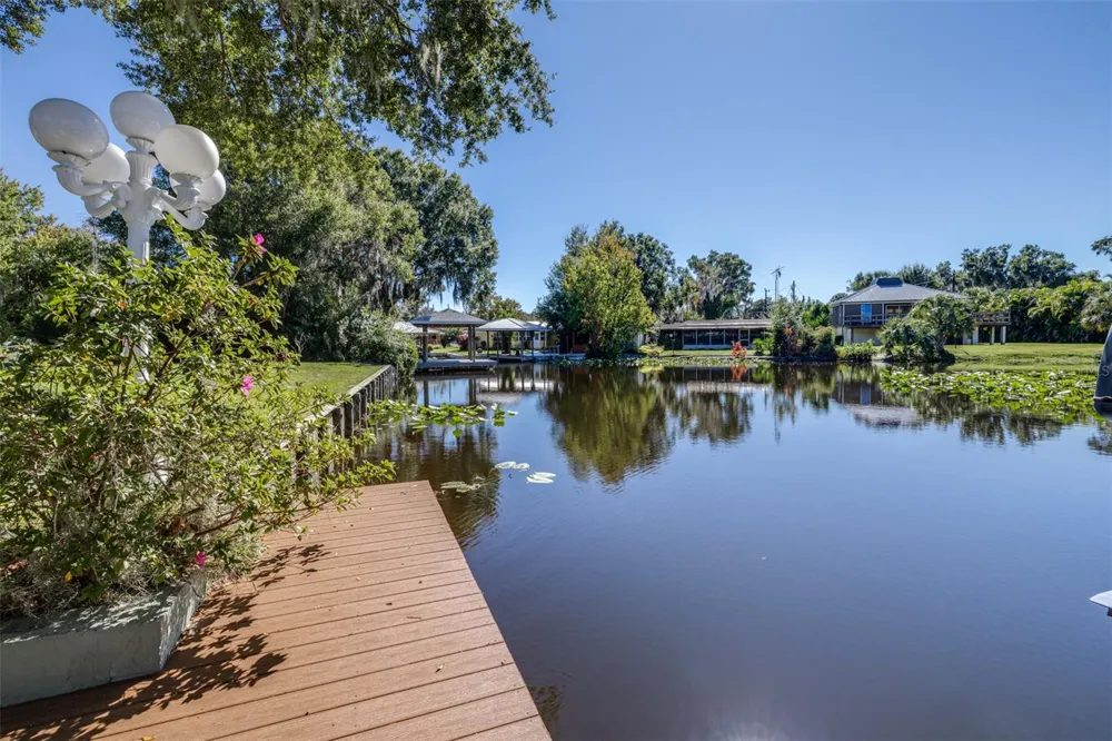 623 RACOON LANE Lorida, FL 33857