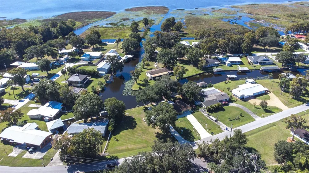 623 RACOON LANE Lorida, FL 33857