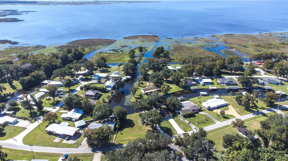 623 RACOON LANE Lorida, FL 33857