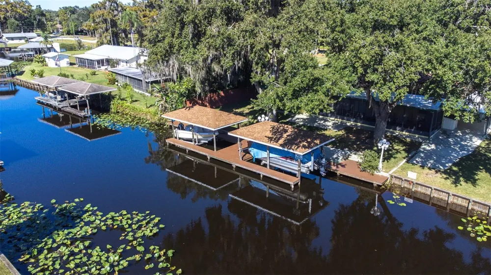 623 RACOON LANE Lorida, FL 33857