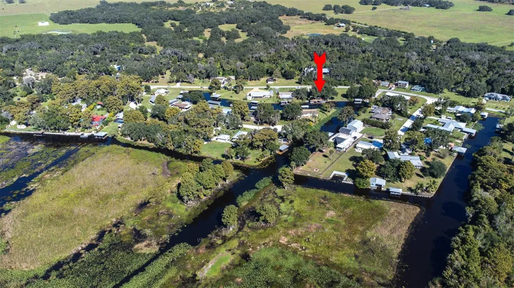 623 RACOON LANE Lorida, FL 33857