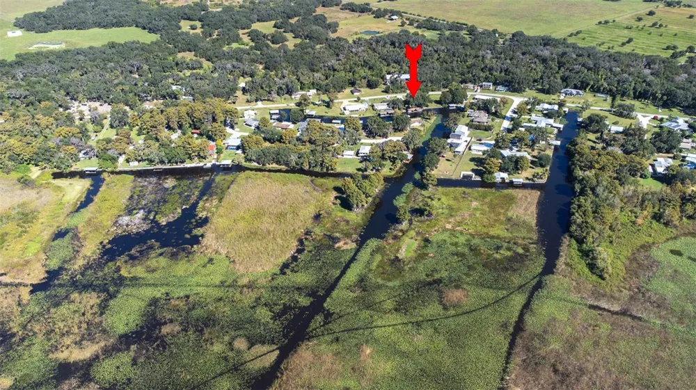 623 RACOON LANE Lorida, FL 33857