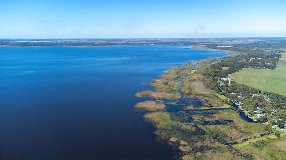 623 RACOON LANE Lorida, FL 33857