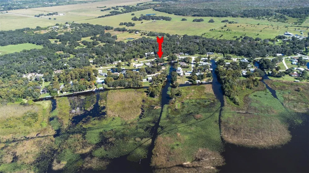 623 RACOON LANE Lorida, FL 33857