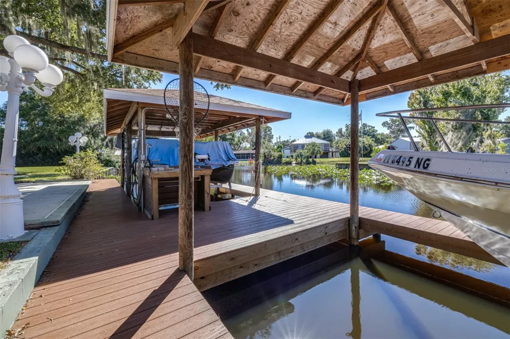 623 RACOON LANE Lorida, FL 33857