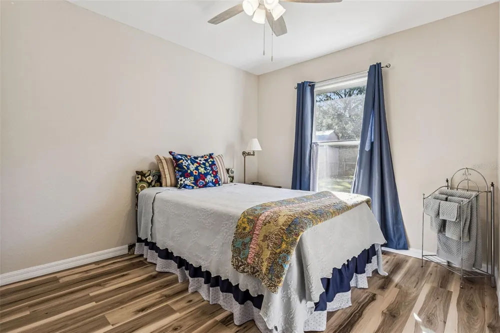 61 GUAVA TRAIL Ocklawaha, FL 32179