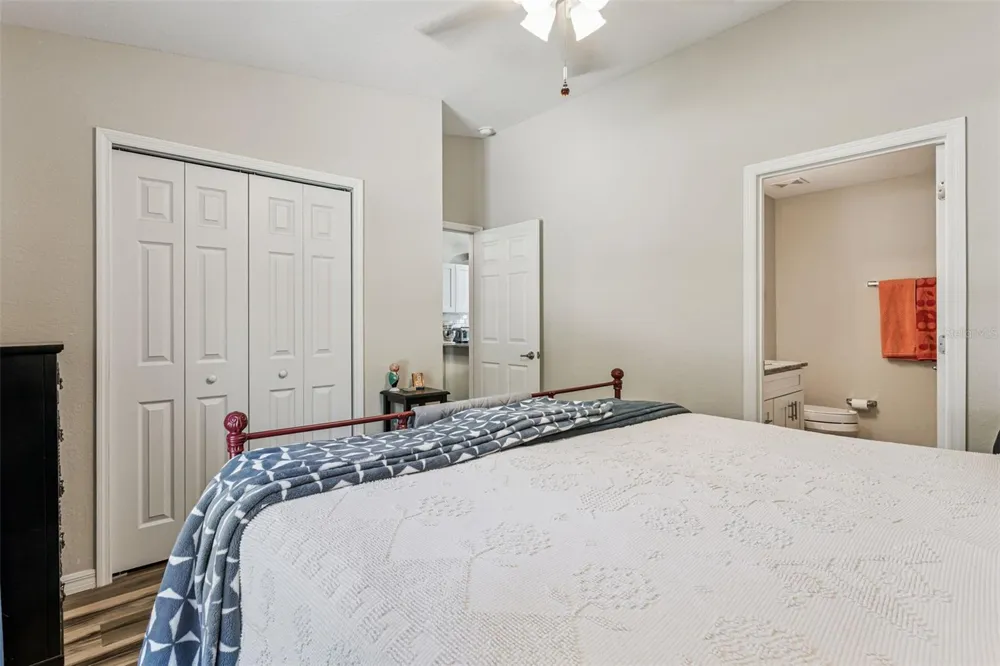 61 GUAVA TRAIL Ocklawaha, FL 32179