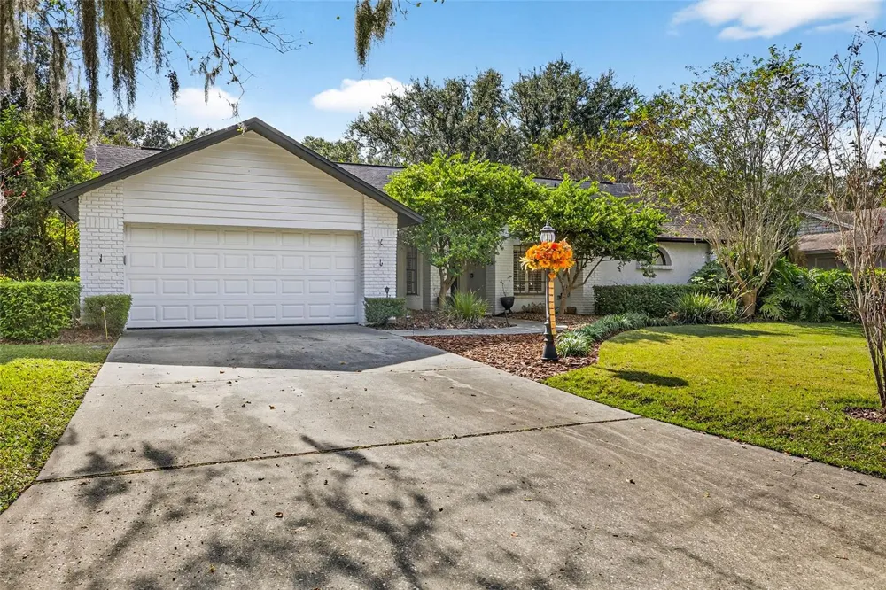 2835 HAMMOCK DRIVE Plant City, FL 33566