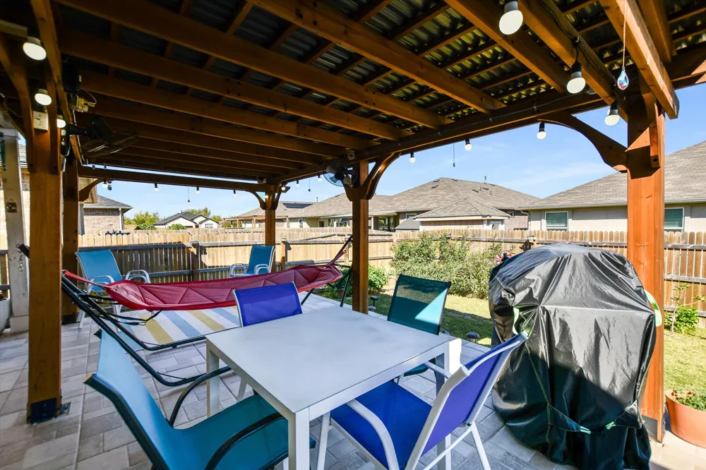 213 Brooklyn Drive Georgetown, TX 78626