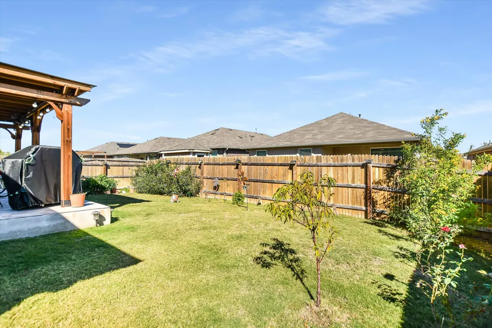 213 Brooklyn Drive Georgetown, TX 78626
