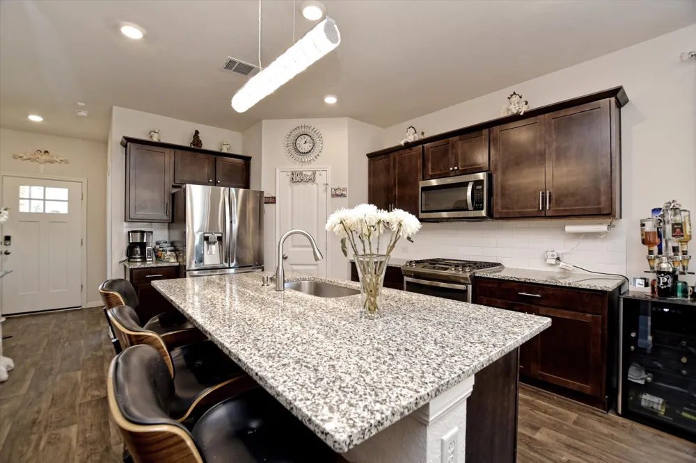 213 Brooklyn Drive Georgetown, TX 78626