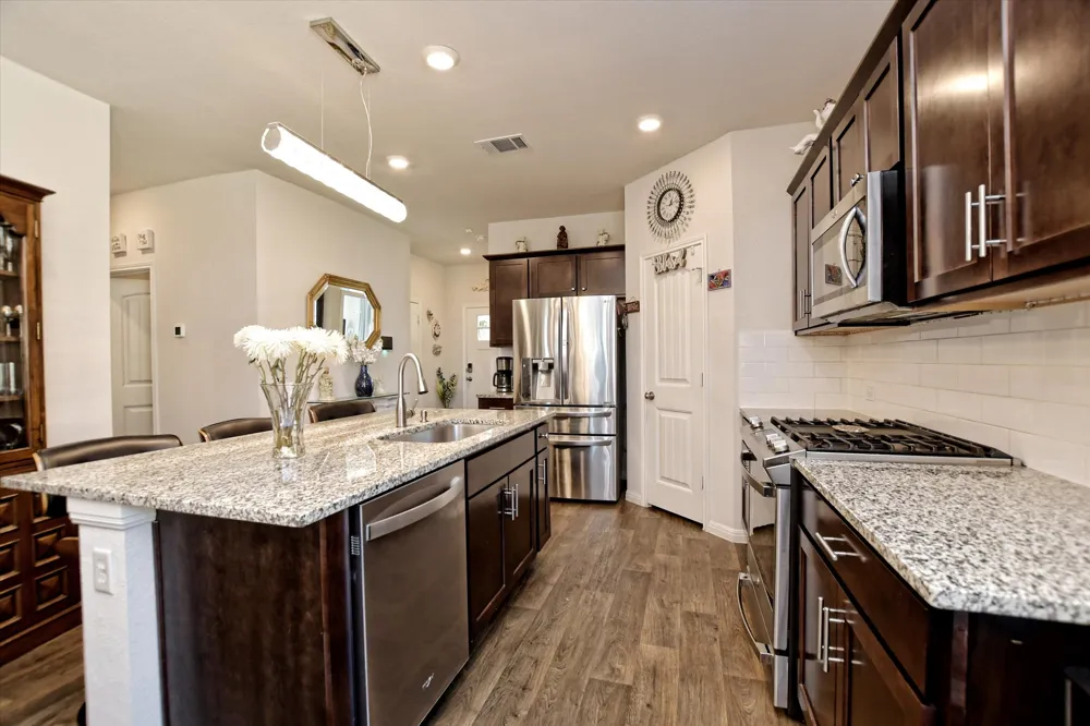 213 Brooklyn Drive Georgetown, TX 78626