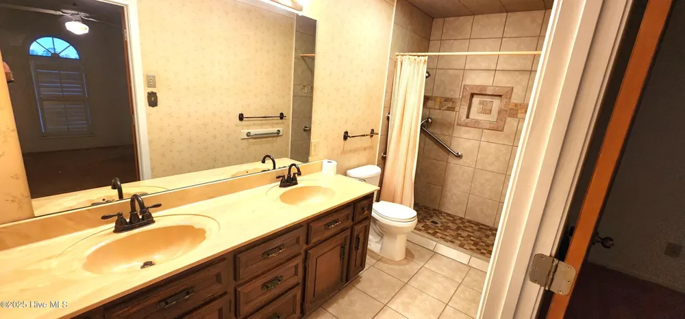 1553 Nc 41 Highway Pink Hill, NC 28572