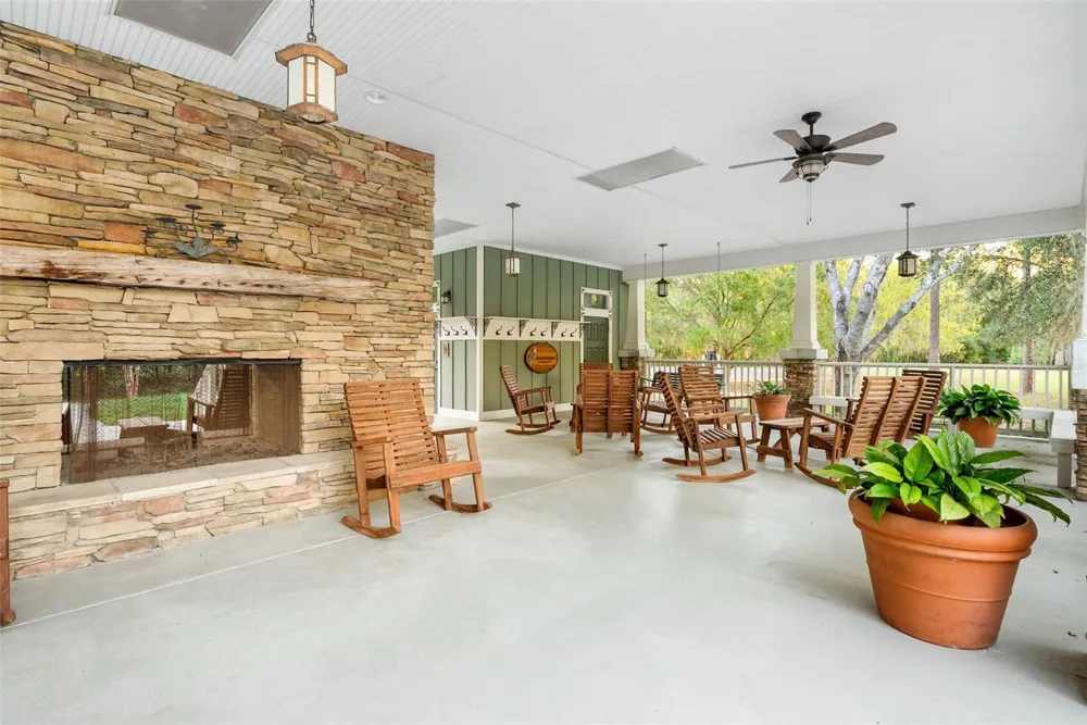 18928 SW 21ST PLACE Newberry, FL 32669