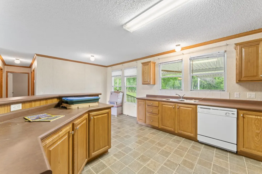 439 Philippi Road Wartrace, TN 37183