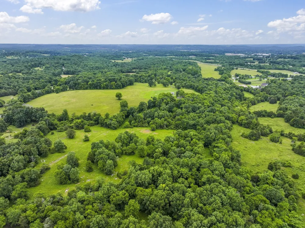439 Philippi Road Wartrace, TN 37183