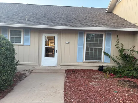 1014 VILLA LANE #7