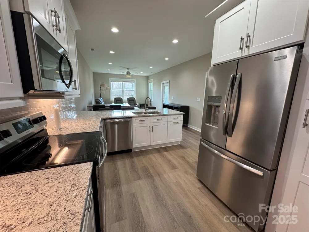 2822 15th Avenue Place SE Hickory, NC 28602