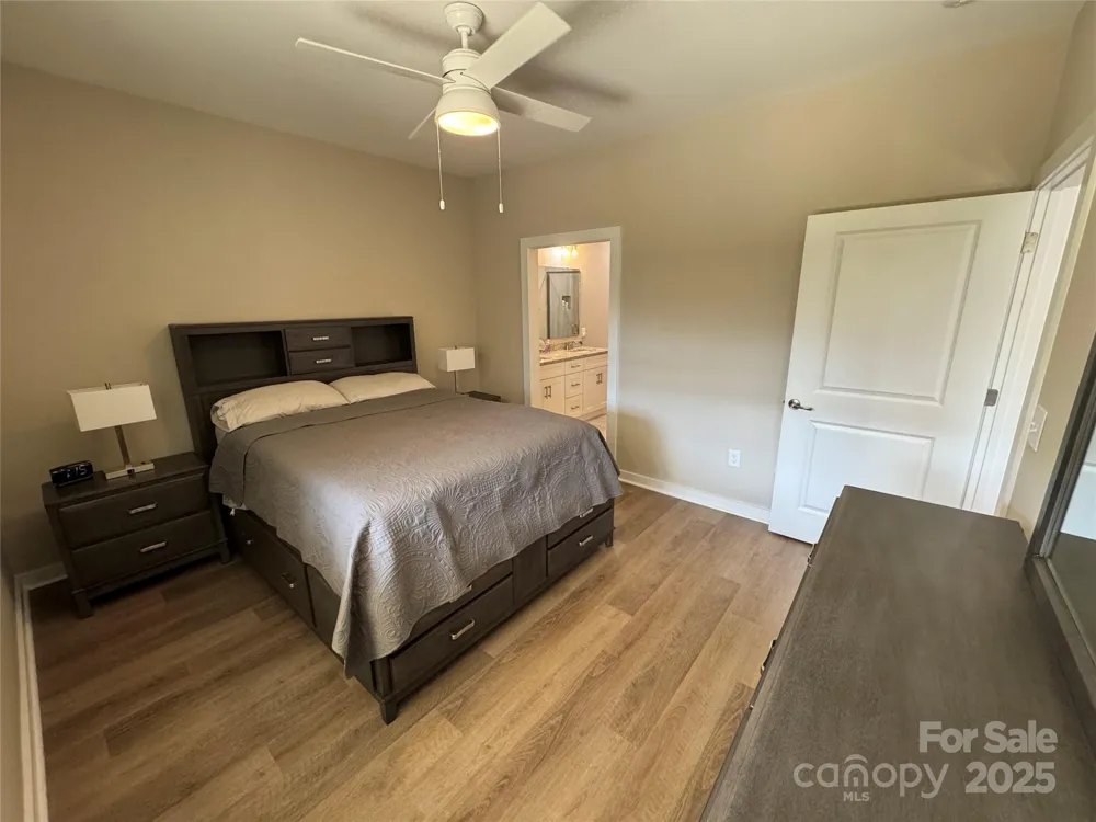 2822 15th Avenue Place SE Hickory, NC 28602