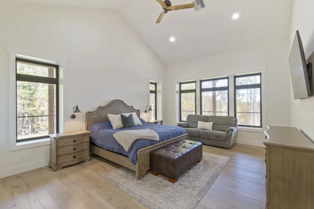 202 Ravenridge Rd Summertown, TN 38483