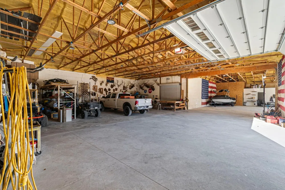 202 Ravenridge Rd Summertown, TN 38483